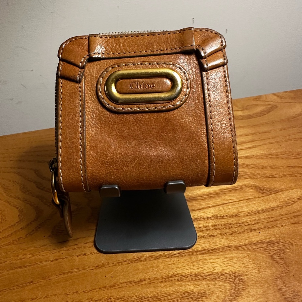 Chloé Brown Leather Compact Zip Wallet with Gold Accents